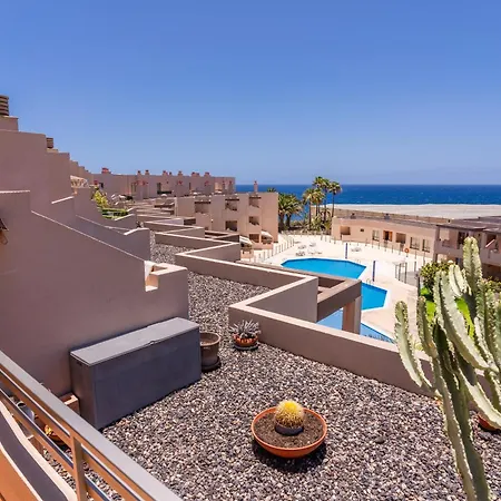 Acogedor Duplex Frente Al Mar En La Tejita Granadilla De Abona